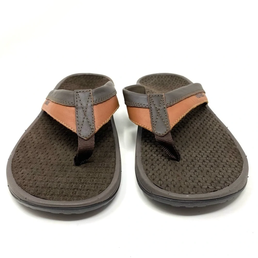 VIONIC JOEL: TOE POST SANDAL chocolate/tan